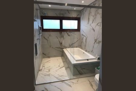 Casa de condomínio à venda com 310m², 4 quartos e 4 vagas