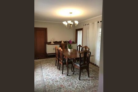 Casa de condomínio à venda com 310m², 4 quartos e 4 vagas