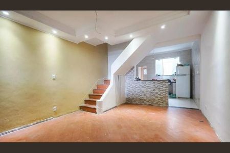 Casa à venda com 3 quartos, 170m² em Jardim Textil, São Paulo