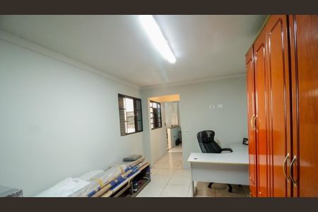 Casa à venda com 170m², 3 quartos e 2 vagas