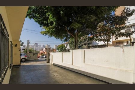 Casa à venda com 170m², 3 quartos e 2 vagas