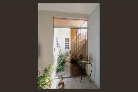 Casa à venda com 170m², 3 quartos e 2 vagas