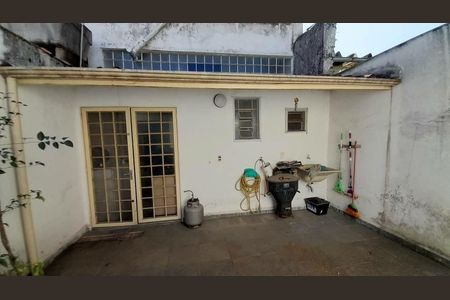 Casa à venda com 155m², 2 quartos e 1 vaga
