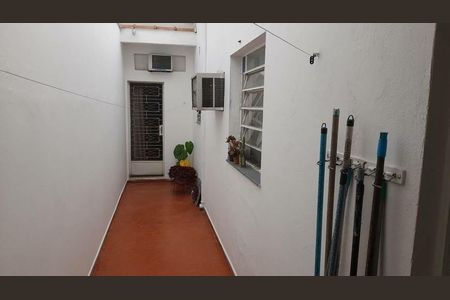 Casa à venda com 155m², 2 quartos e 1 vaga