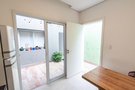 Casa à venda com 156m², 6 quartos e 1 vaga Casa à venda com 156m², 6 quartos e 1 vagaCozinha