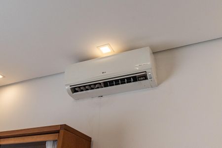 Casa à venda com 156m², 6 quartos e 1 vaga Casa à venda com 156m², 6 quartos e 1 vagaQuarto 4