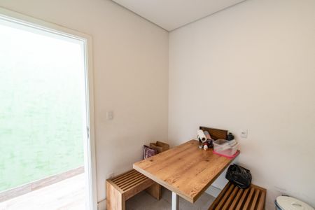 Casa à venda com 156m², 6 quartos e 1 vaga Casa à venda com 156m², 6 quartos e 1 vagaCozinha