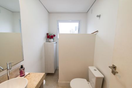 Casa à venda com 156m², 6 quartos e 1 vaga Casa à venda com 156m², 6 quartos e 1 vagaBanheiro