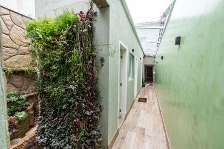 Casa à venda com 156m², 6 quartos e 1 vaga Casa à venda com 156m², 6 quartos e 1 vagaQuintal