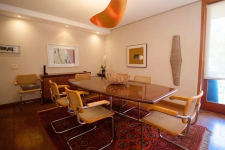 Casa à venda com 451m², 5 quartos e sem vagaSala de Jantar