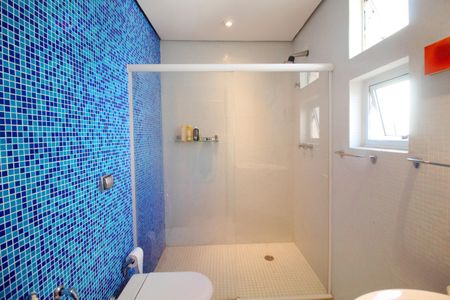 Casa à venda com 451m², 5 quartos e sem vagaBanheiro da Suíte 2