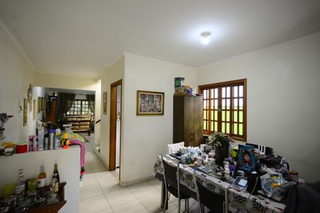 Casa à venda com 180m², 4 quartos e 10 vagasSala de Jantar
