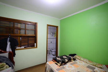 Casa à venda com 180m², 4 quartos e 10 vagasSuíte 4