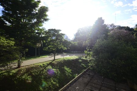 Casa à venda com 180m², 4 quartos e 10 vagasVista