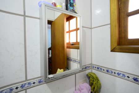 Casa à venda com 180m², 4 quartos e 10 vagasBanheiro da Suíte 2