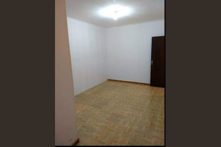 Casa à venda com 100m², 3 quartos e 2 vagas