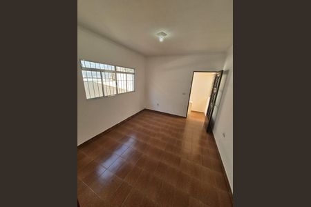 Casa à venda com 100m², 3 quartos e 2 vagas