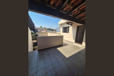 Casa à venda com 100m², 3 quartos e 2 vagas