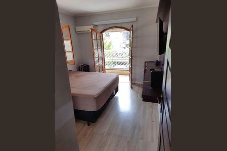 Casa à venda com 160m², 3 quartos e 1 vaga