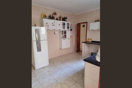 Casa à venda com 160m², 3 quartos e 1 vaga