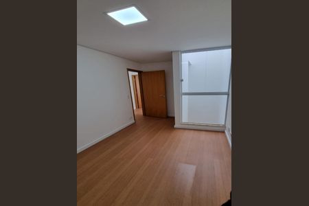 Casa à venda com 130m², 3 quartos e 2 vagas