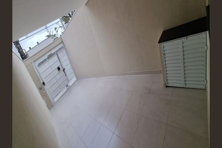 Casa à venda com 130m², 3 quartos e 2 vagas