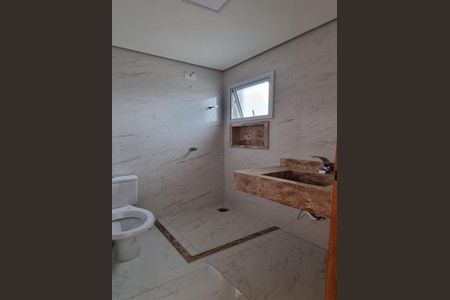 Casa à venda com 130m², 3 quartos e 2 vagas