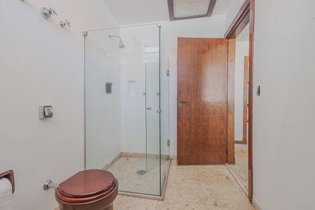 Casa à venda com 336m², 4 quartos e sem vagaBanheiro 1