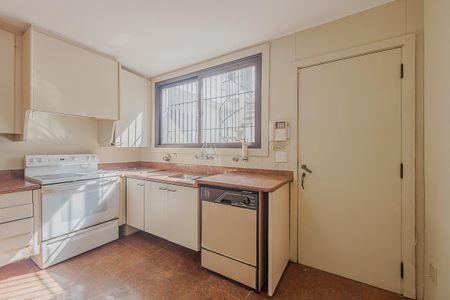 Casa à venda com 336m², 4 quartos e sem vagaCozinha