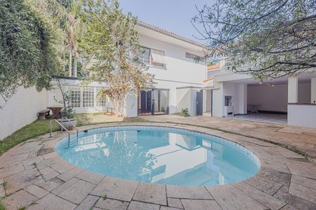 Casa à venda com 336m², 4 quartos e sem vagaPiscina