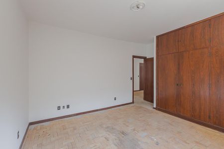 Casa à venda com 336m², 4 quartos e sem vagaQuarto 2