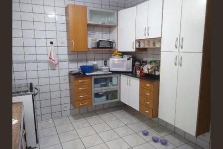 Casa à venda com 190m², 2 quartos e 4 vagas