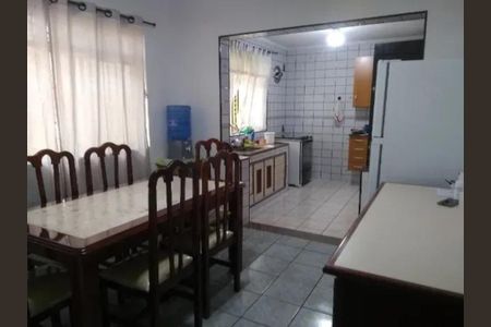 Casa à venda com 190m², 2 quartos e 4 vagas