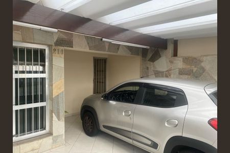 Casa à venda com 143m², 3 quartos e 2 vagas