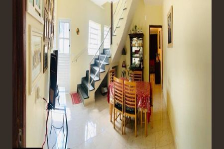 Casa à venda com 120m², 3 quartos e 2 vagas