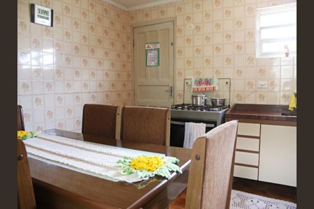 Casa à venda com 100m², 3 quartos e 4 vagas