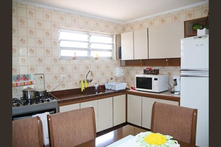 Casa à venda com 100m², 3 quartos e 4 vagas