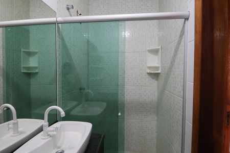 Casa à venda com 87m², 2 quartos e 1 vagaBanheiro