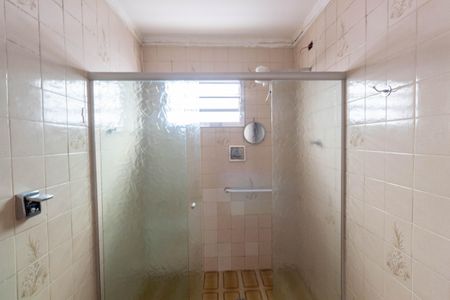 Casa à venda com 137m², 3 quartos e 2 vagasBanheiro 1