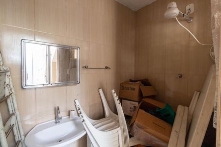 Casa à venda com 137m², 3 quartos e 2 vagasBanheiro 2