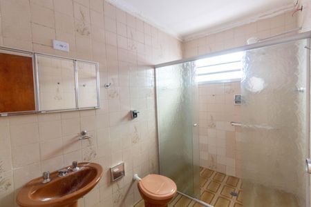 Casa à venda com 137m², 3 quartos e 2 vagasBanheiro 1