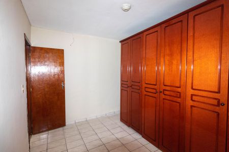 Casa à venda com 137m², 3 quartos e 2 vagasQuarto 3