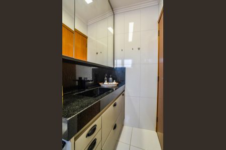 Apartamento à venda com 110m², 2 quartos e 2 vagas Apartamento à venda com 110m², 2 quartos e 2 vagasBanheiro da Suíte