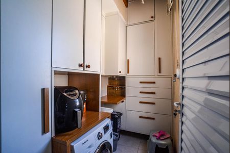 Apartamento à venda com 110m², 2 quartos e 2 vagas Apartamento à venda com 110m², 2 quartos e 2 vagasÁrea de Serviço