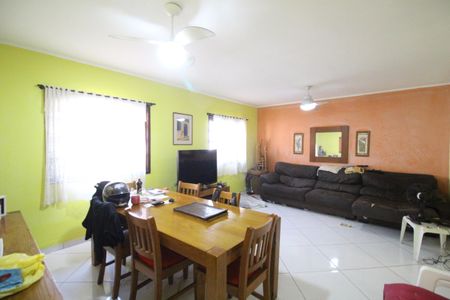 Casa de condomínio para alugar com 168m², 5 quartos e 2 vagasSala 1