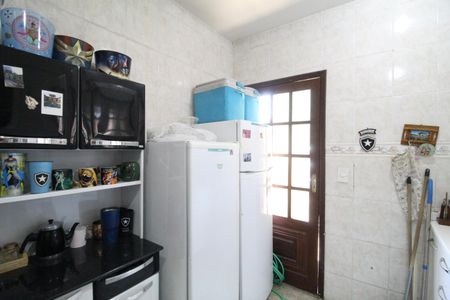 Casa de condomínio para alugar com 168m², 5 quartos e 2 vagasCozinha 2