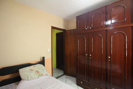 Casa de condomínio para alugar com 168m², 5 quartos e 2 vagasQuarto 1