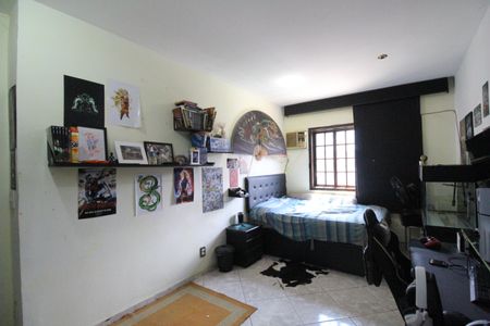 Casa de condomínio para alugar com 168m², 5 quartos e 2 vagasQuarto 3