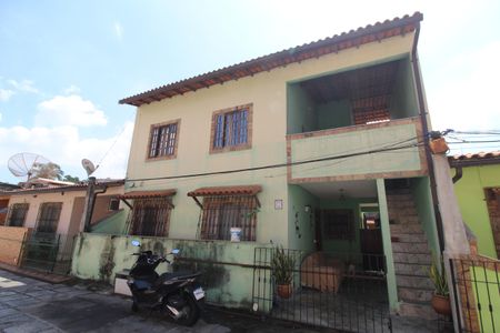 Casa de condomínio para alugar com 168m², 5 quartos e 2 vagasFrente da casa