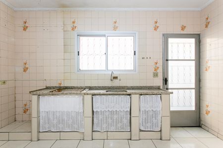 Casa à venda com 132m², 3 quartos e 2 vagas Casa à venda com 132m², 3 quartos e 2 vagasCozinha